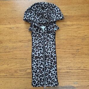 VERONICA BEARD Leopard Rain Resistant Hoodie Dickey